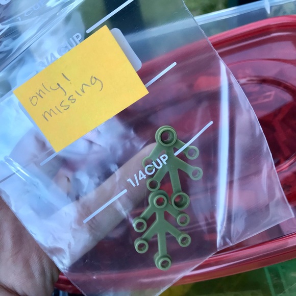 LEGO Hidden Side 70422 Shrimp Shack Attack Building Block Set *Missing One Leaf - Picture 5 of 16